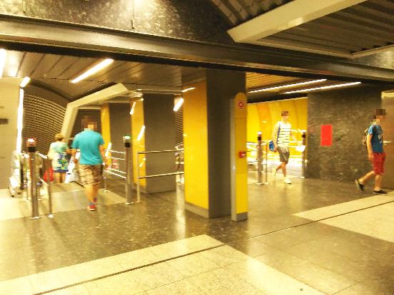 Miért zavar össze minket a BKK a mozgólépcső menetirányának megcserélésével?