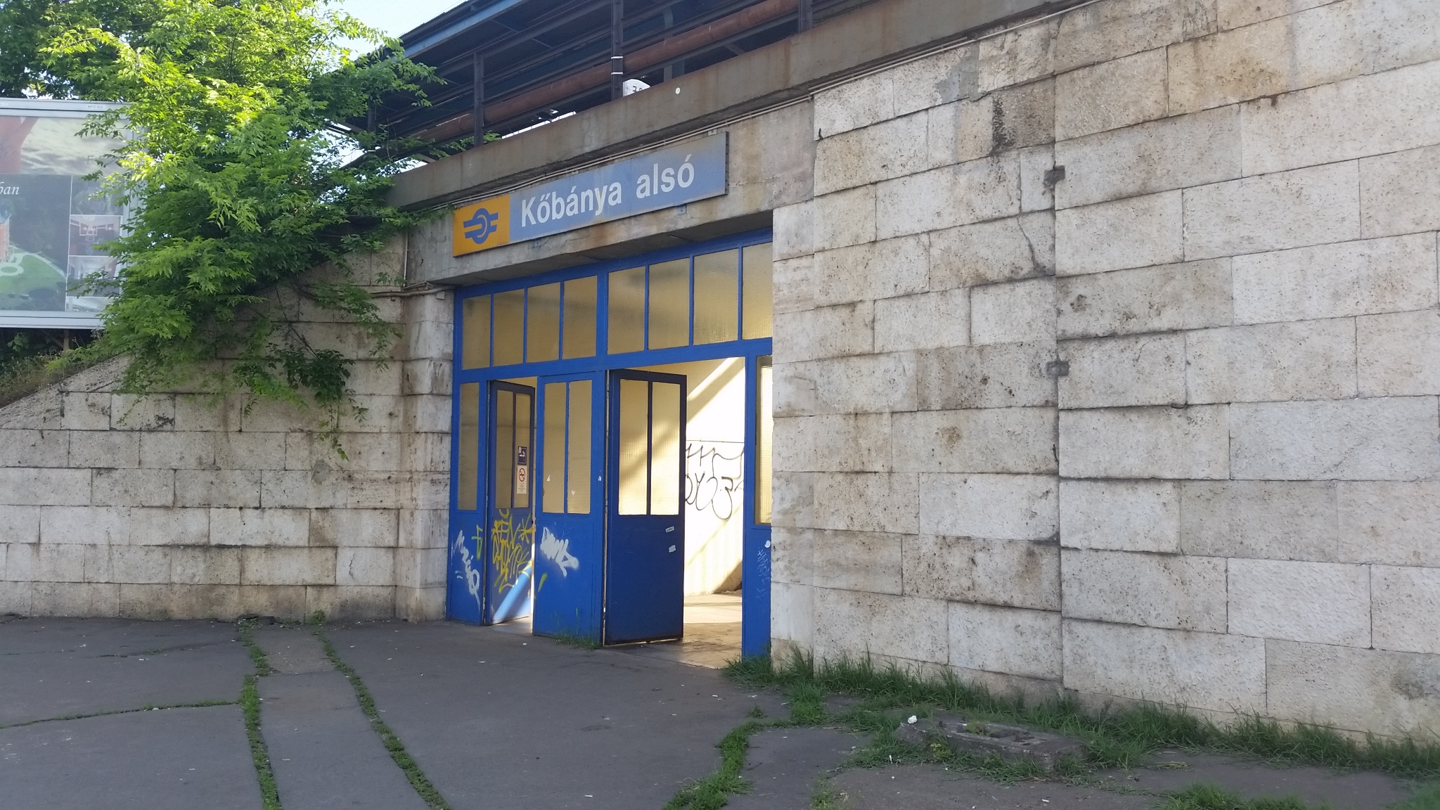 Így rohad szét Kőbánya alsó vasútállomás