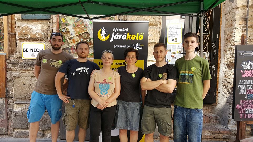 Önkénteseket keresünk a Járókelőnél!