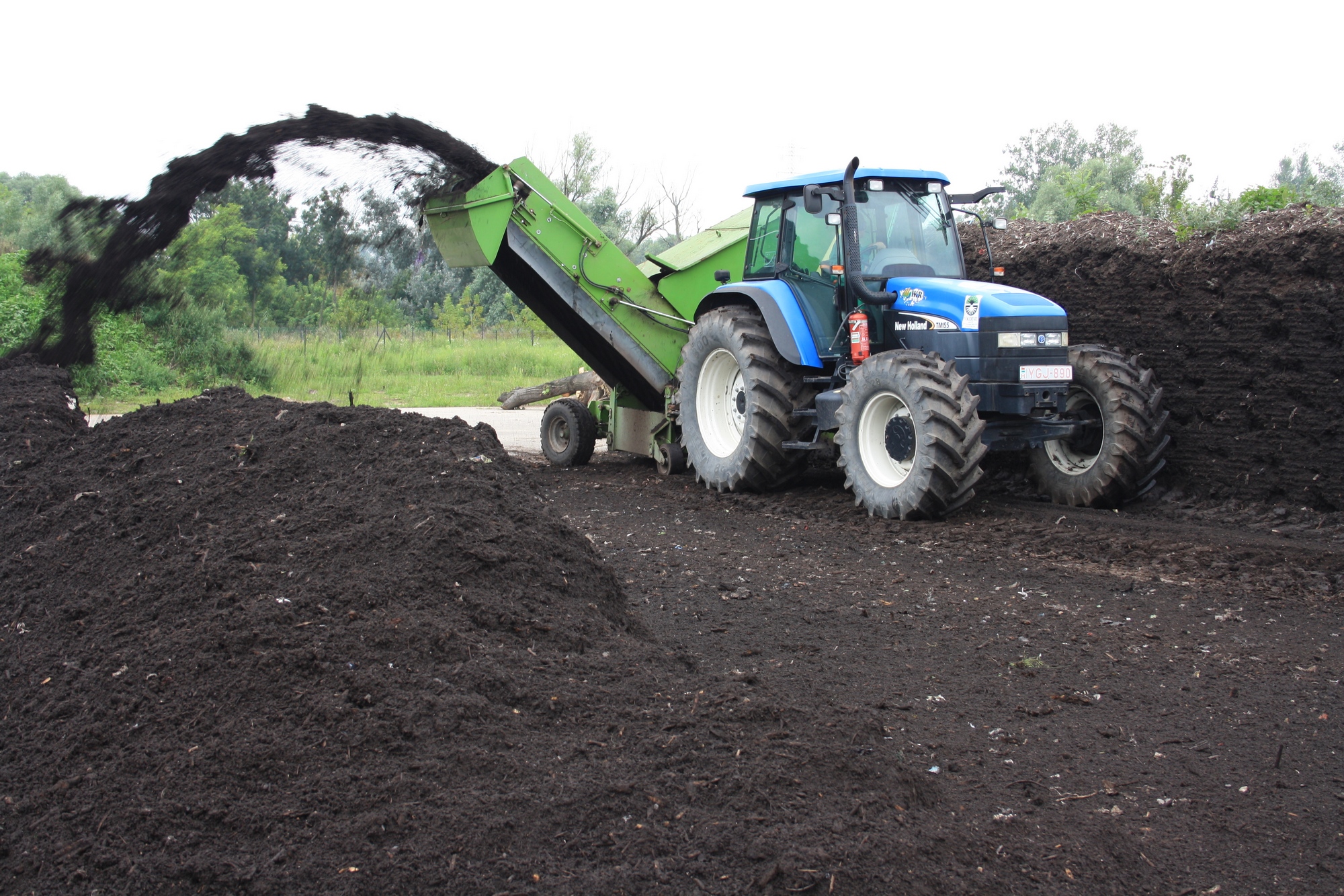 „A keletkező komposztból jelentős mennyiséget a FŐKERT használ fel a főváros parkjaihoz”