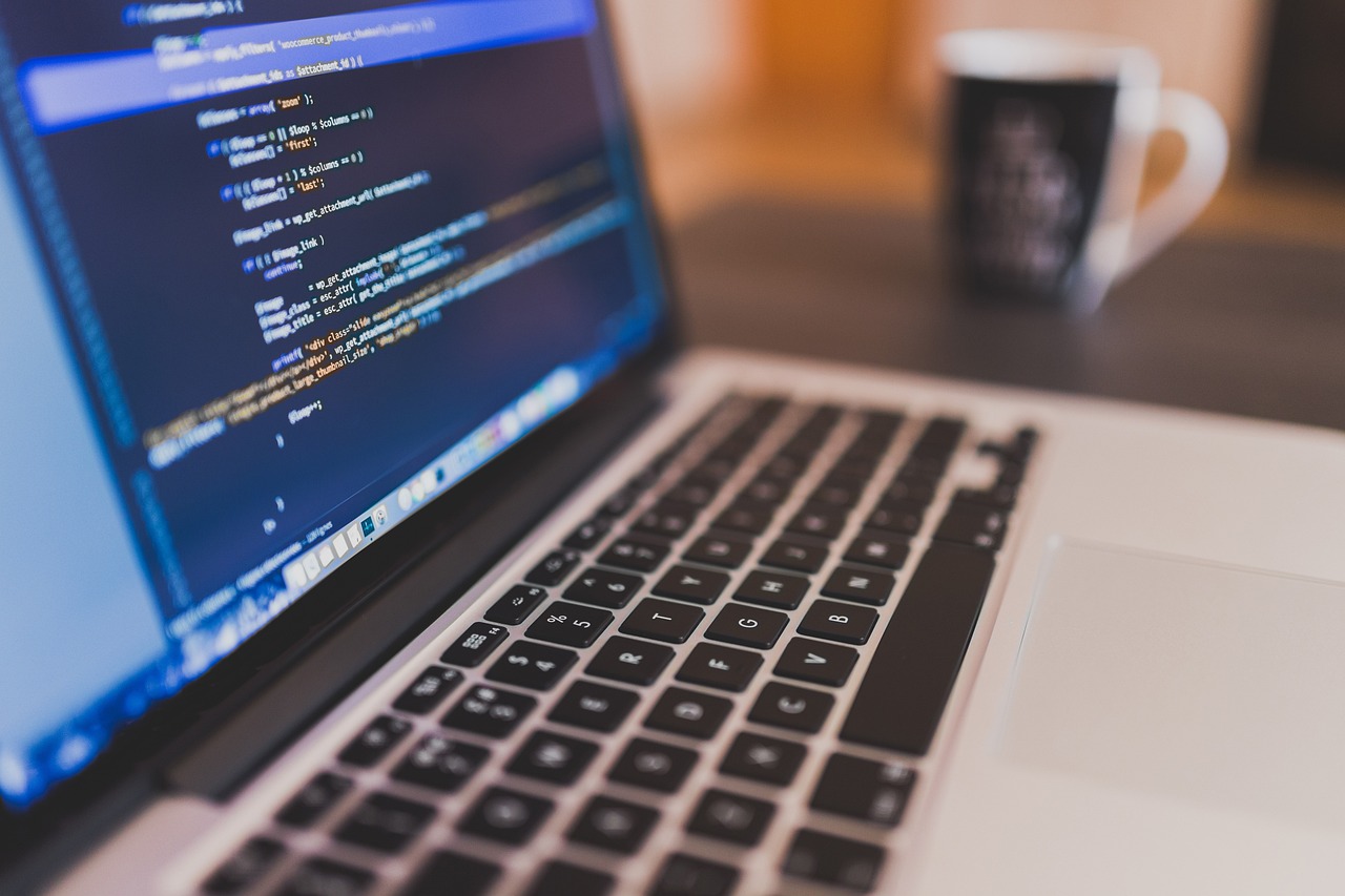 DevOps mérnök önkéntest keres a Járókelő csapata