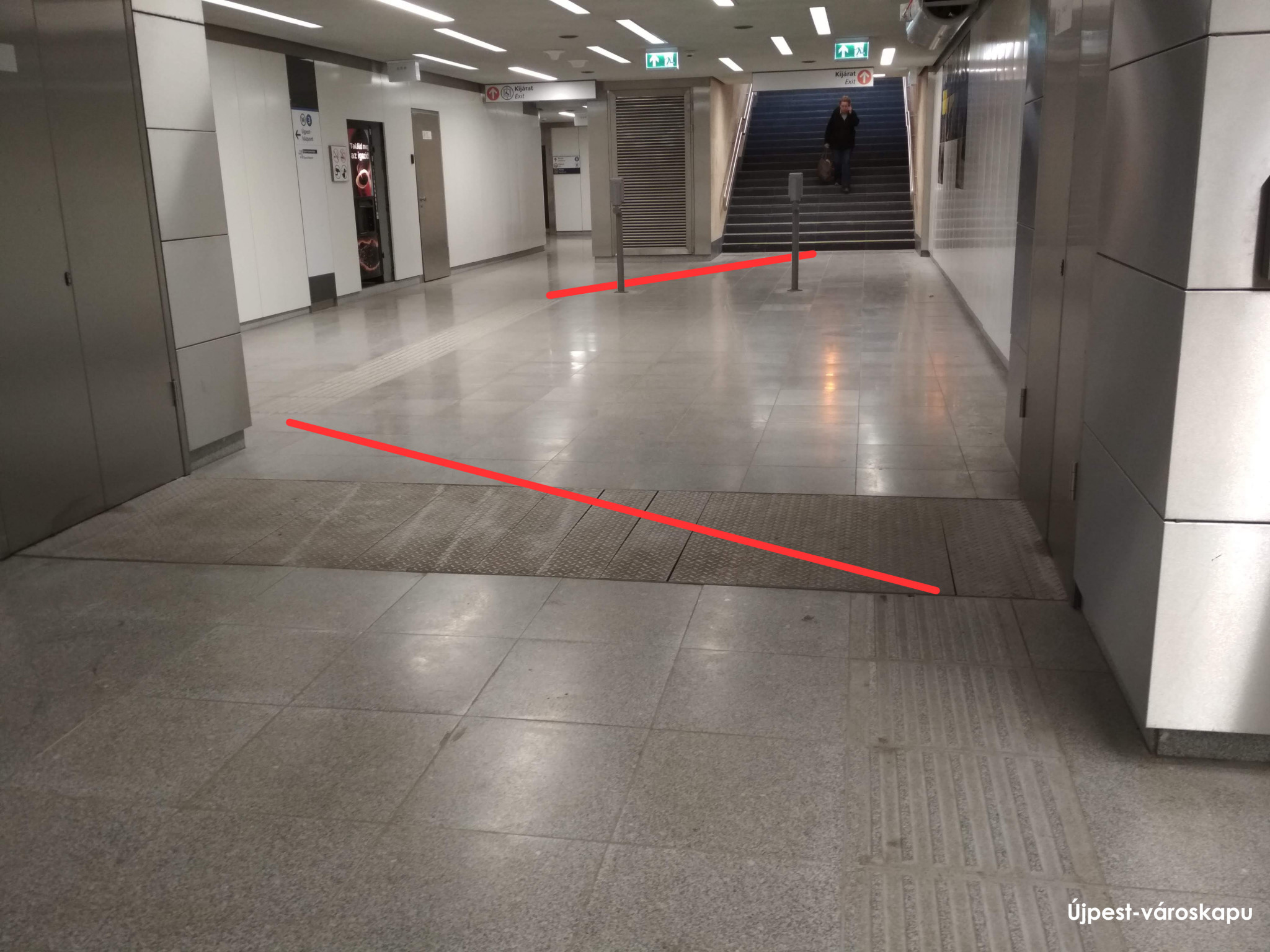 Innen taktilis elemet hiányol az egyik felhasználó. 