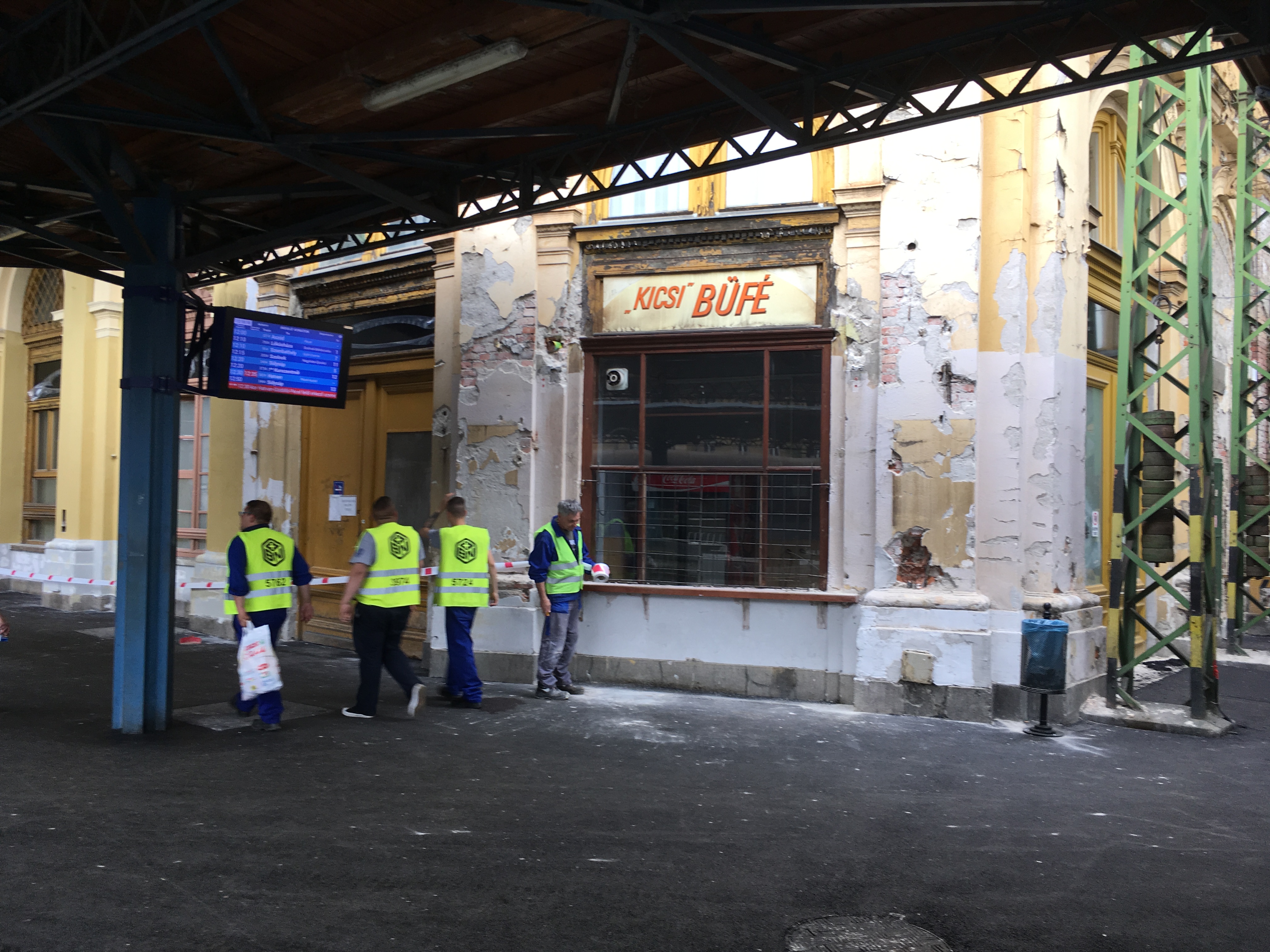 Sok pavilont felszámoltak.