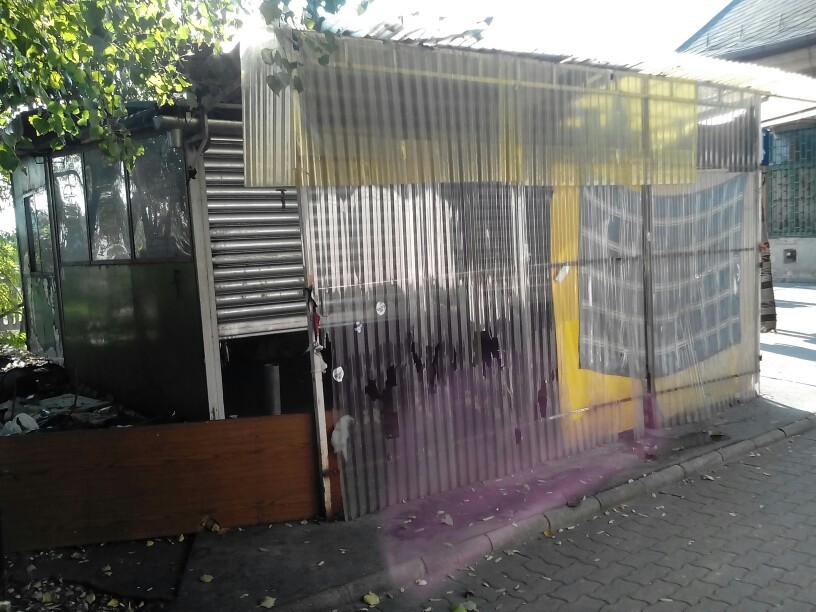 Elhagyatott büfés bódé Kelenföldön, 2015. november 3. jarokelo.hu/7801